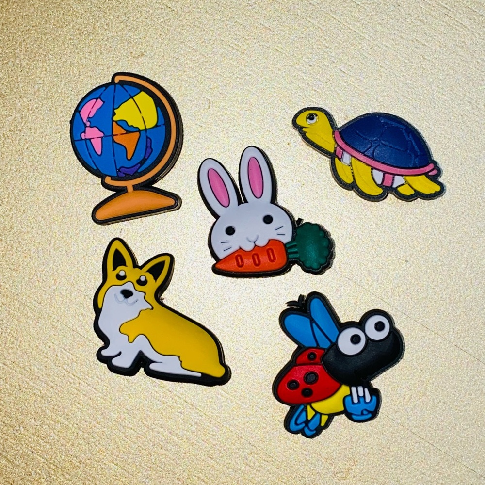 CROCS charm set